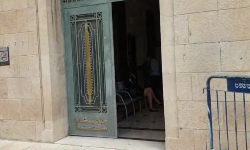 צפו: כך נראה בית המשפט לקראת הדיון של נתניהו