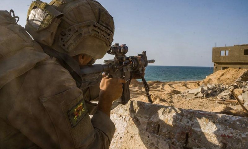 כוחות צה"ל חיסלו מחבלים שעברו את הקו הצהוב בצפון הרצועה