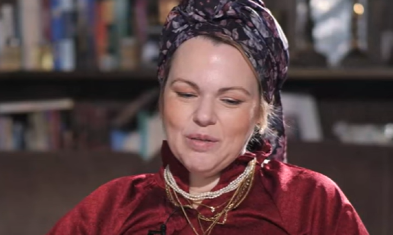 הסופרת והמנחה הסרוגה חושפת: "היו שנים שנשברתי"