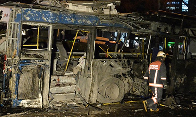 זוועה בטורקיה: עשרות הרוגים וכמאה פצועים