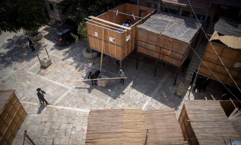 שו"ת ישיבה בסוכה: כל התשובות לכל השאלות