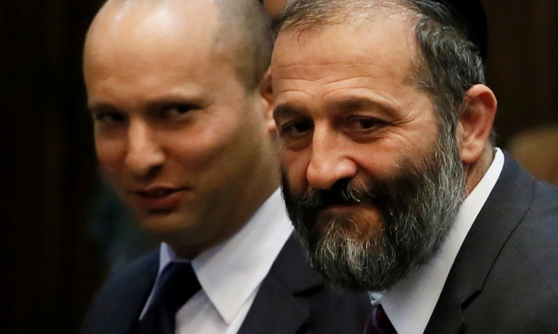 בנט ודרעי במגעים על דיל ברבנות ירושלים