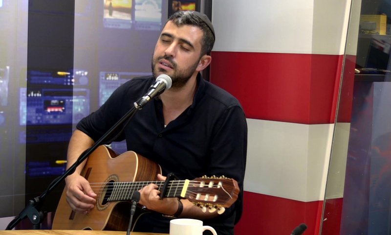 ינון מגל: "אתה דוס רציני"; ישי ריבו: "חד משמעית"