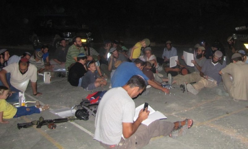 6 שנים לגירוש: קריאת איכה וקינות בחורבות היישוב חומש