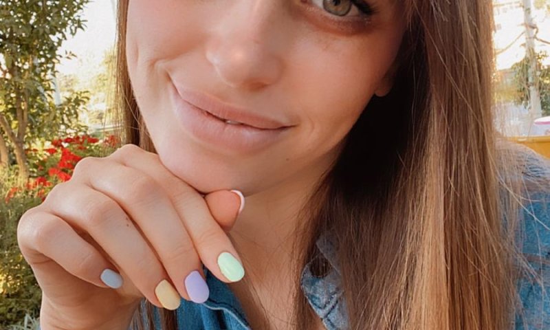 ליבילנד מאתגרת: מניקור בצבעי פסטל