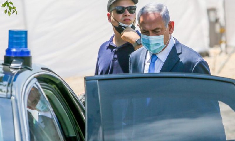 המלחמה על נתניהו לא שווה את זה