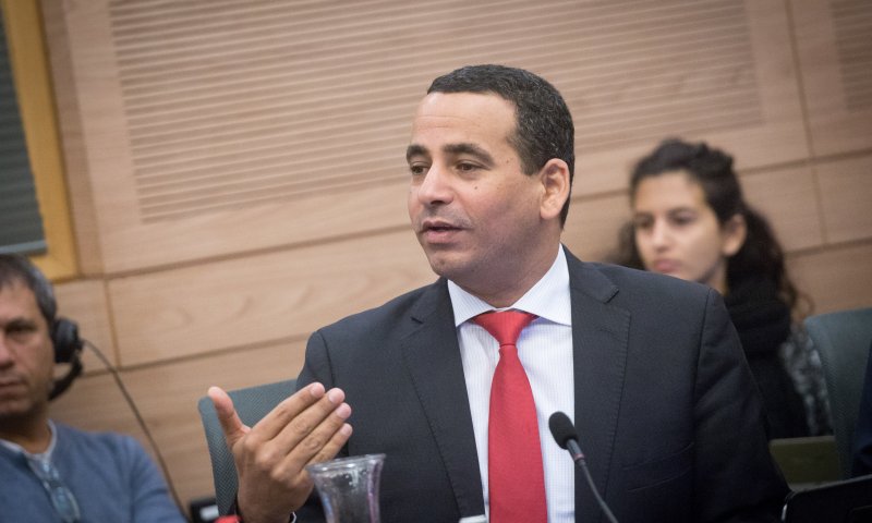 למרות פטירת רעייתו &bull; חסון הודיע: "לא נתקזז עם גליק"