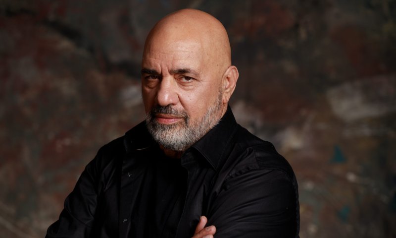 "כל אדם זקוק לבית": דני רובס בשיר שכתב לוחם שנפל בעזה