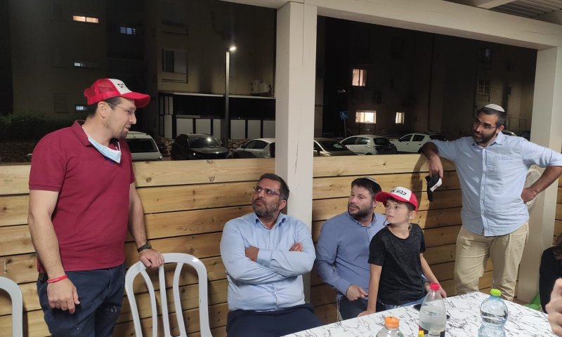 סיעת הציונות הדתית ירדה לחזק את תושבי שדרות