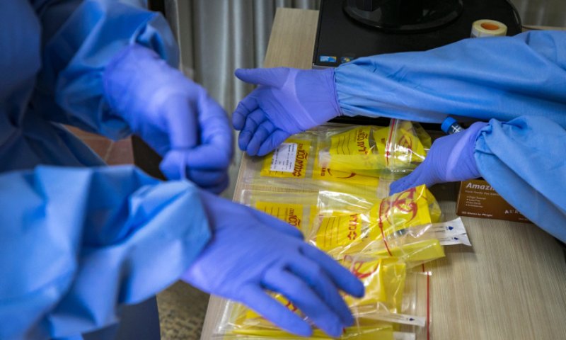 הקורונה בישראל: שיא של חודש וחצי במספר החיוביים