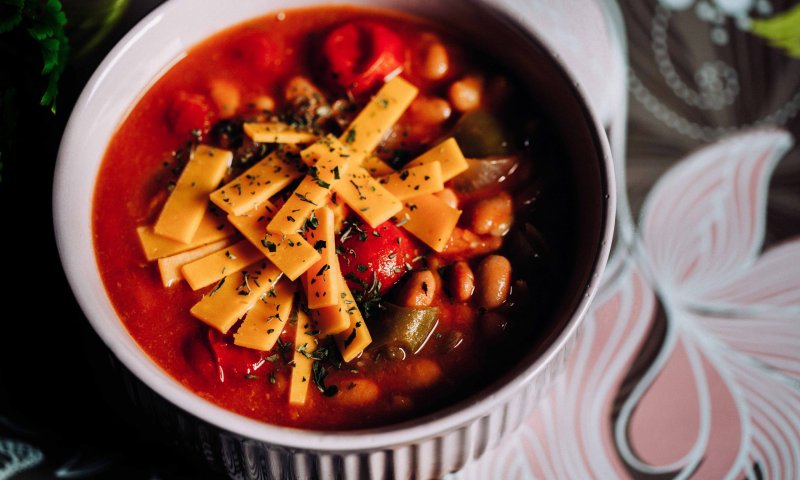 חורפי, טבעוני ומנחם: מתכון לשעועית ראנץ'