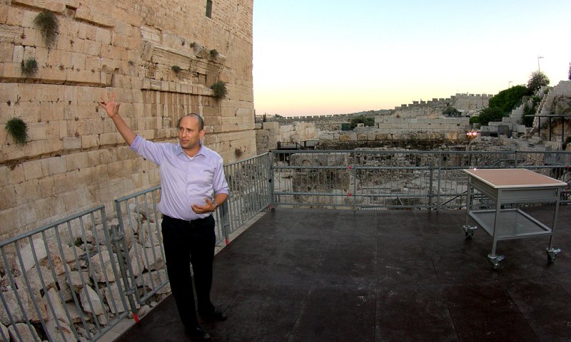 המתמודד החילוני: "בנט עלה איתי להר הבית"