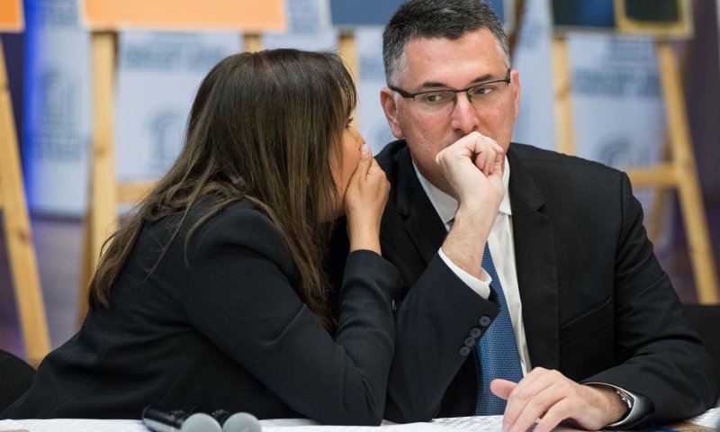 להב"ה לגדעון סער: פעל נגד הקשר של בתך עם הערבי