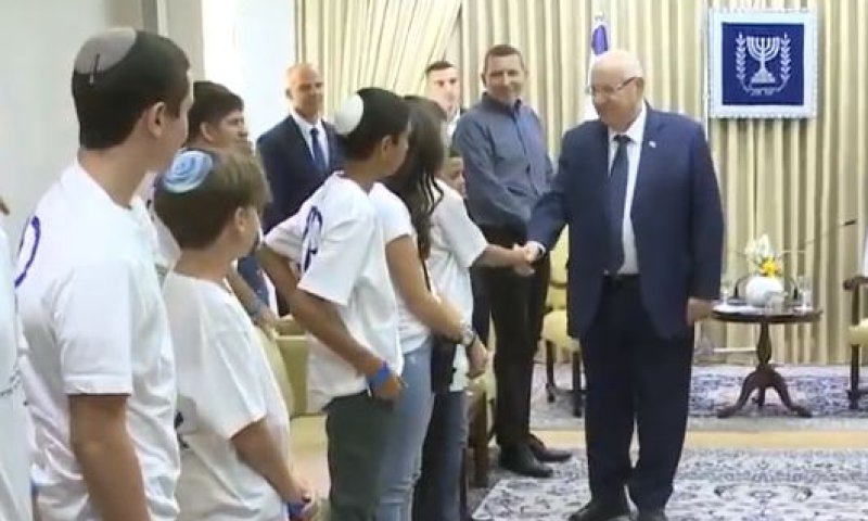 צפו: בר ובת מצווה ליתומי ויתומות צה"ל בבית הנשיא