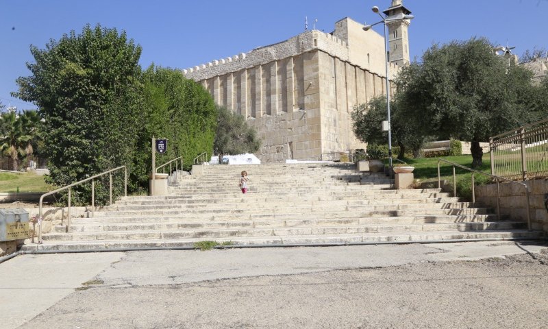 גל טרור נמשך: פיגוע סמוך למערת המכפלה