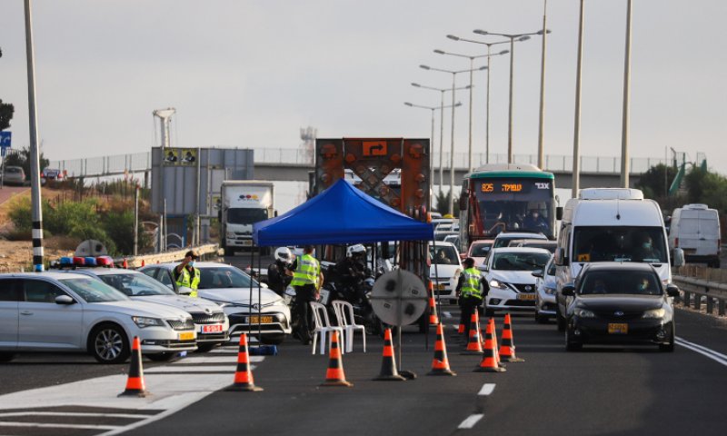 הסגר המלא הוארך; אסור לשהות בסוכה של אחרים