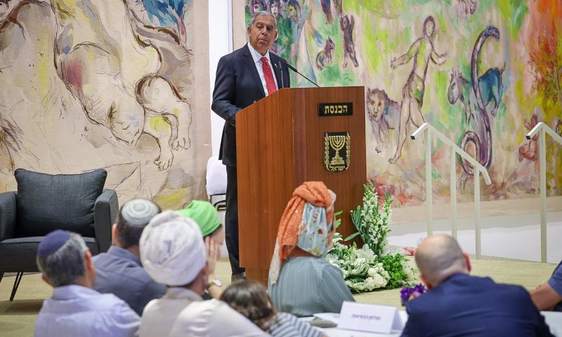 מיקי לוי אירח משפחות הנערים: "לפתוח את הלב"