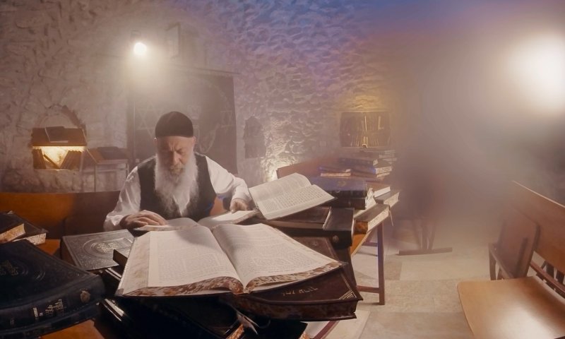 11 שנים לפטירת מרן: פרויקט חדשני ומסקרן בכיכובו של שולי רנד