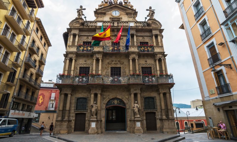 קריאה בספרד: "הכריזו על נציגי ישראל כלא רצויים"