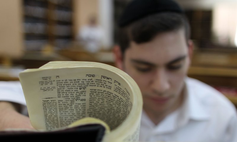 דבר תורה לפרשת ואתחנן: הייחודיות שבמשפט העברי