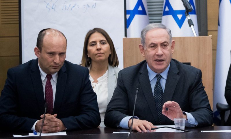 "האיומים של בנט הביאו להקשחת עמדות כחול-לבן"