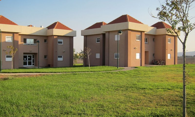 אבל במדרשה הסרוגה: החזן המיתולוגי הלך לעולמו