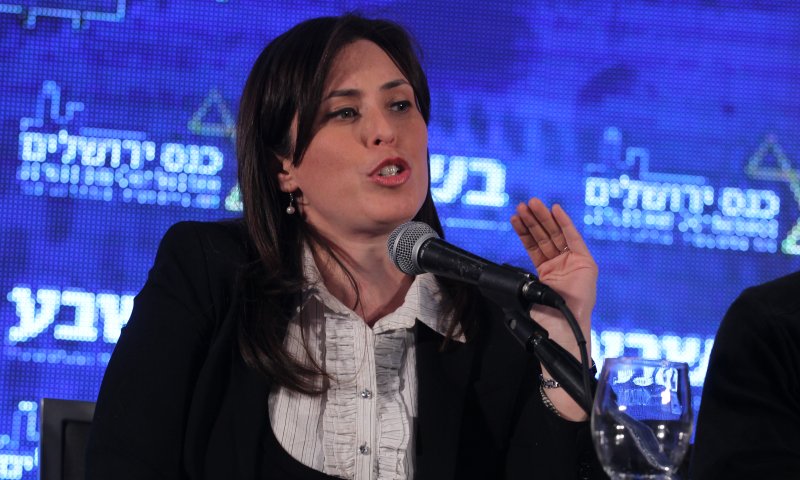 הרב שפירא לחוטובלי: "זו חוצפה איך שאת מדברת"