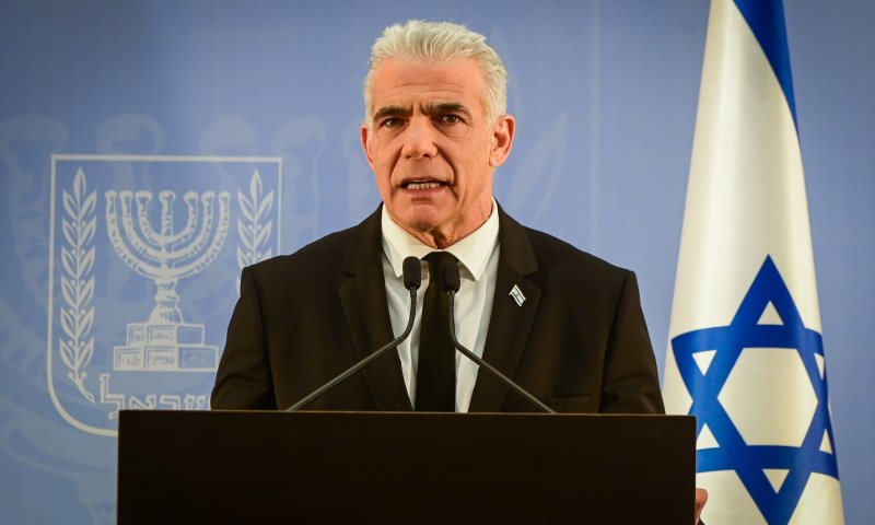 לפיד: "הממשלה מכניסה אותנו למריבות מיותרות"