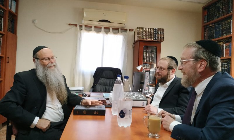 רב יצהר: להצביע רק למפלגה שעוברת את אחוז החסימה