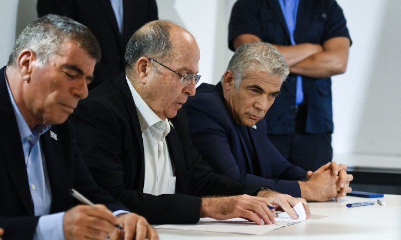 בלי ליברמן: זו הממשלה שגנץ מתכנן להקים