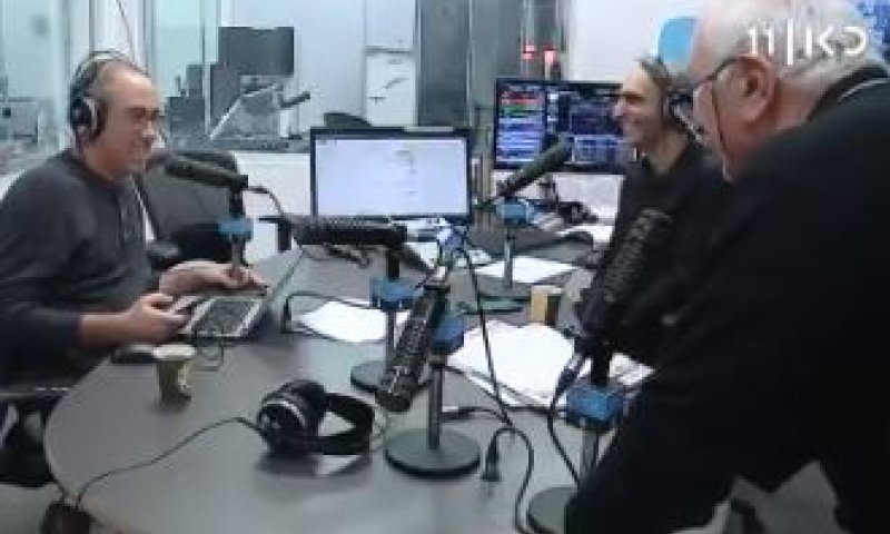 צפו: אריה גולן חזר לשידור להגיב לקלמן וליברמן