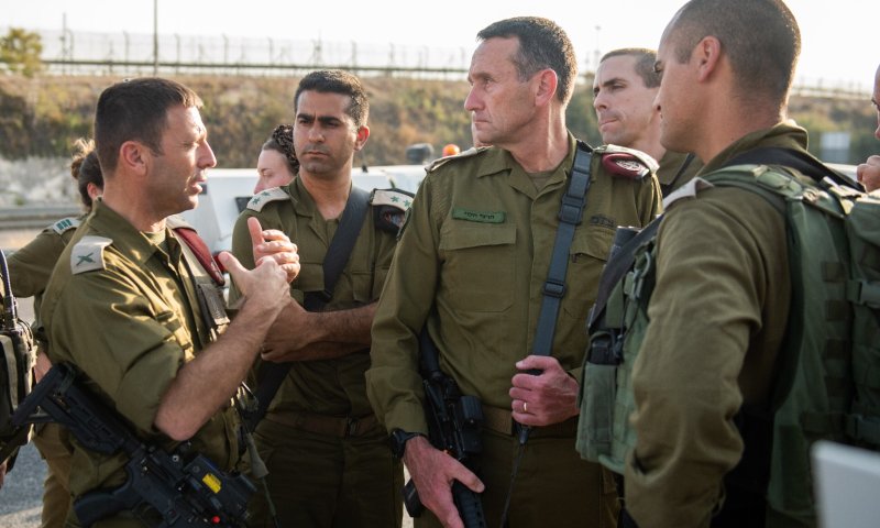 צפו | הרמטכ"ל הגיע לזירת הפיגוע: "נפיק לקחים"