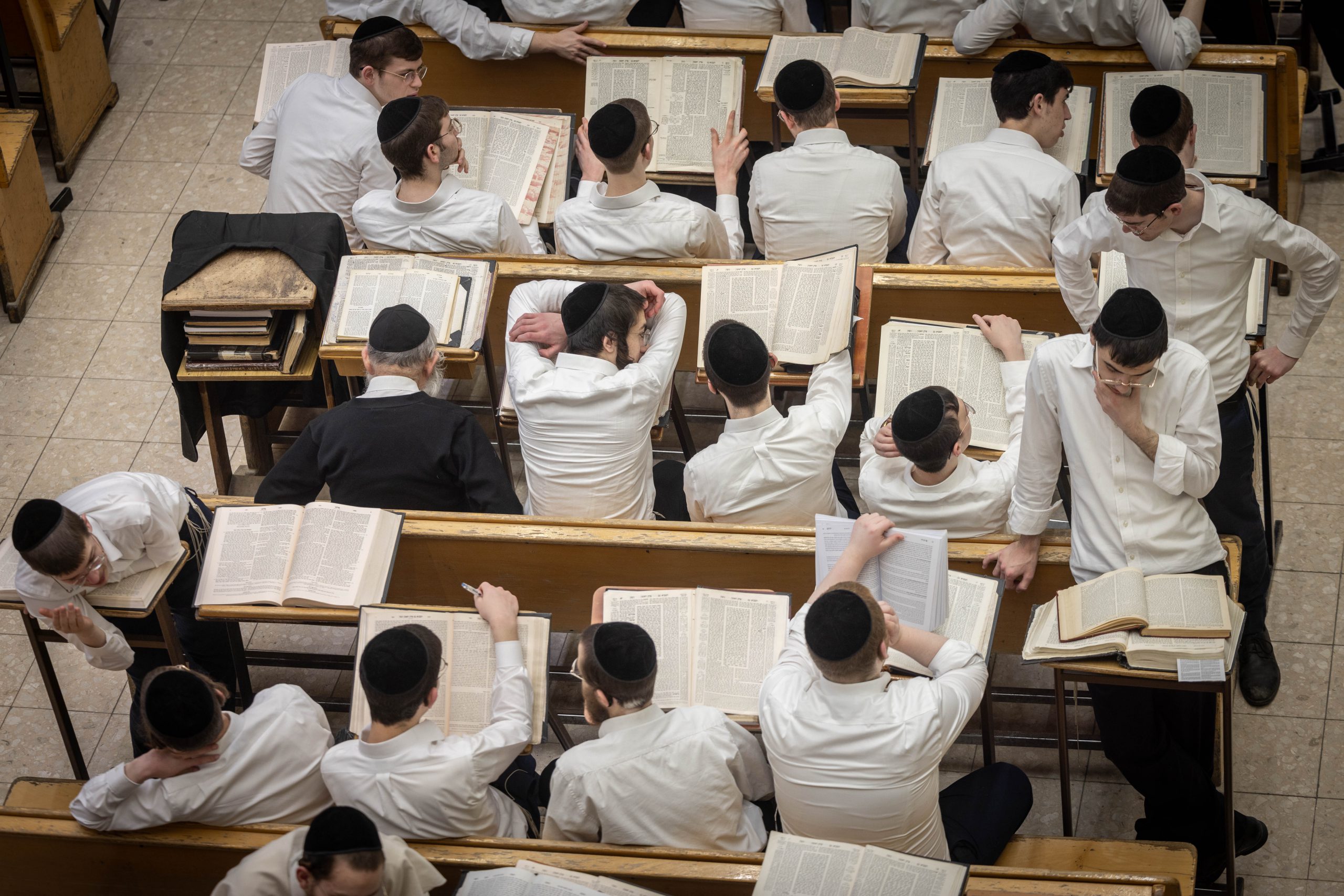 בחורי הישיבות החרדיות (צילום: חיים גולדברג/פלאש90)