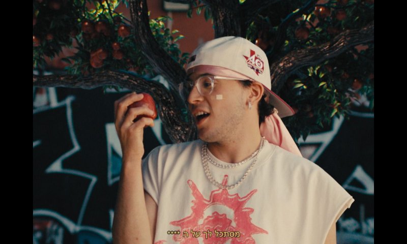 "בנות שלבושות לא צנוע לא יכולות לברך?": שחר טבוך משיב אש