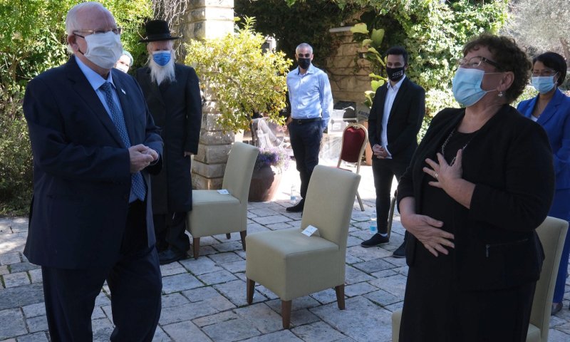 נשיא המדינה קיבל לידיו את מגילת האחדות