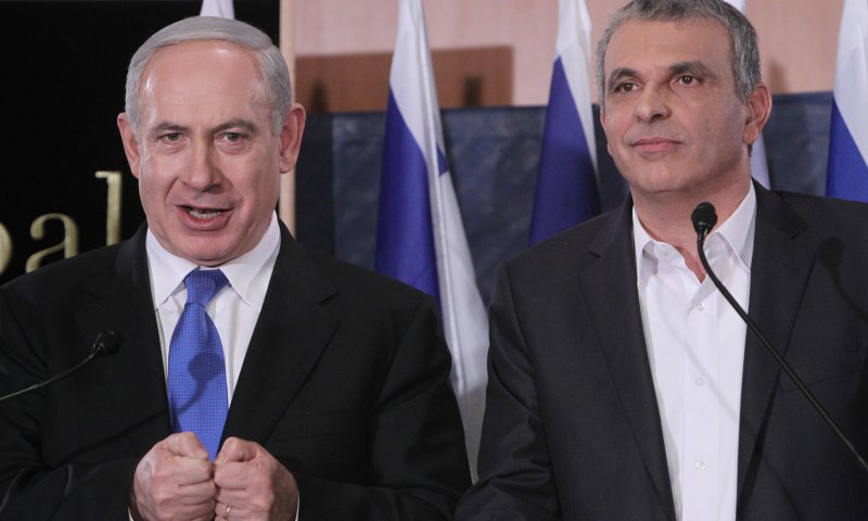 כחלון קיבל את האוצר; בנט לא יקבל את הבטחון