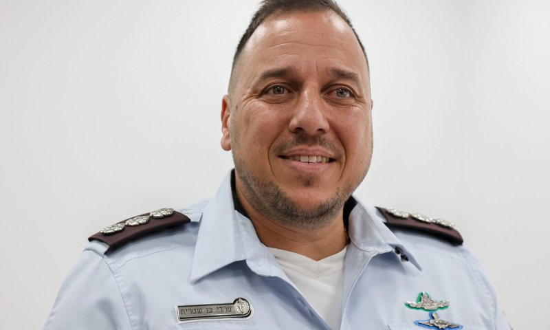 "הסרסור בסוהרות": מפקד הכלא בעדותו: "לא ידעתי"