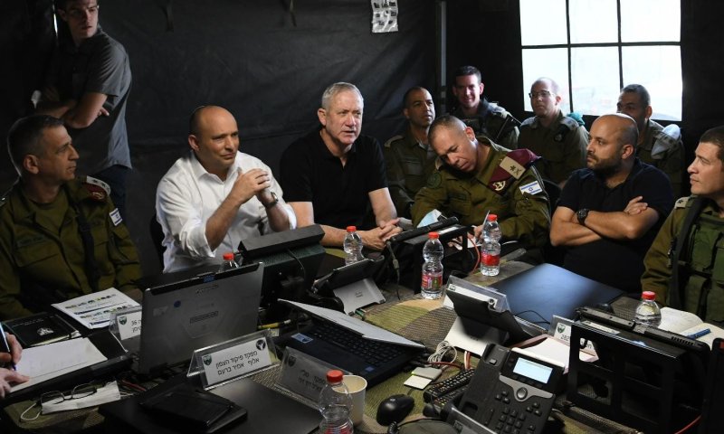 לקראת הקבינט: דרישת גנץ וההחלטה לעבוד מהבית