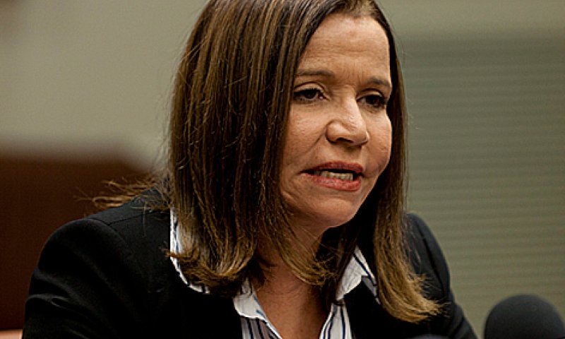 יחימוביץ': אסור לרב אלון ללמד במוסדות חינוך