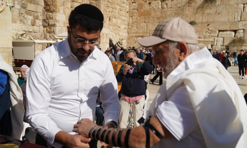 "לא תיארתי שאזכה לחגוג בר מצווה בימי חיי". צפו