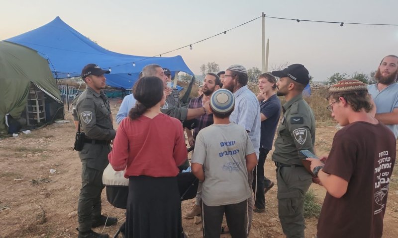 יומיים אחרי הפיגוע: כוננות הריסת בתים במאחז