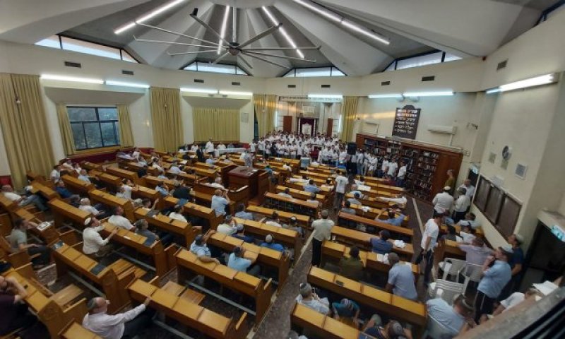 אם הבית נדבקה בקורונה; הישיבה התיכונית נסגרה