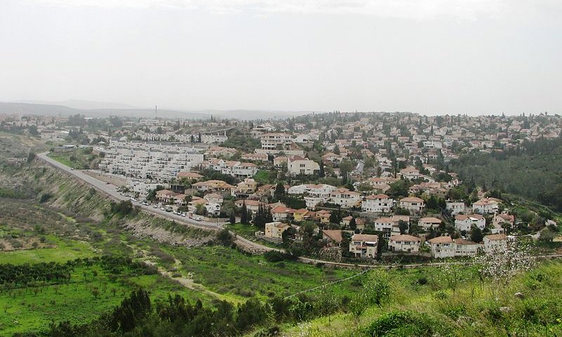 שער הכניסה ליישוב אורנית נסגר בשל חשש לפיגוע דריסה