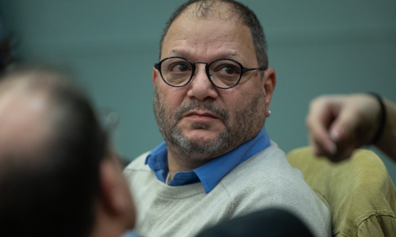 הח"כ הסרוג לשעבר מפתיע: מתנגד להדחת עופר כסיף