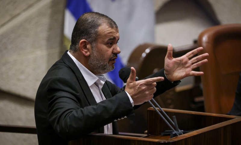 חוזרים לשגרה? טאהא מבהיר שהחרם נשאר