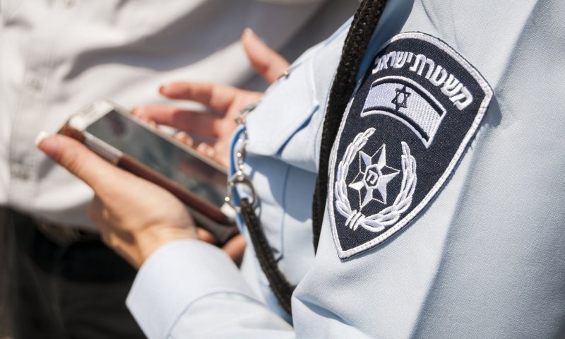 צעיר אוטיסט הוכה קשות באוטובוס על ידי זר