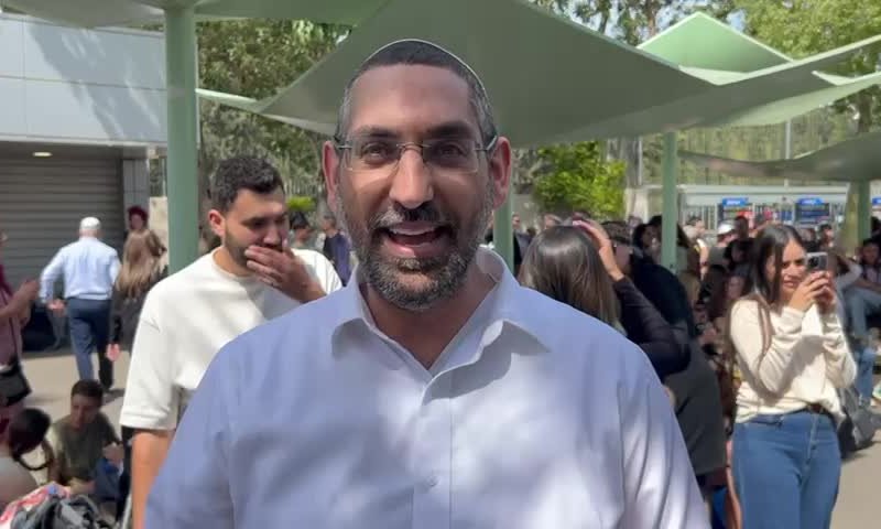 תלמידי ההסדר מתגייסים: חלק מהופעת הצדק היא למגר את הרשע