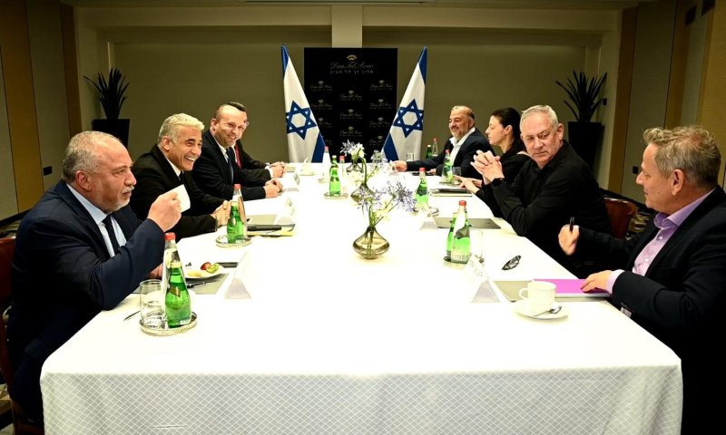 המחלוקת החדשה בין כחול לבן לתקווה חדשה