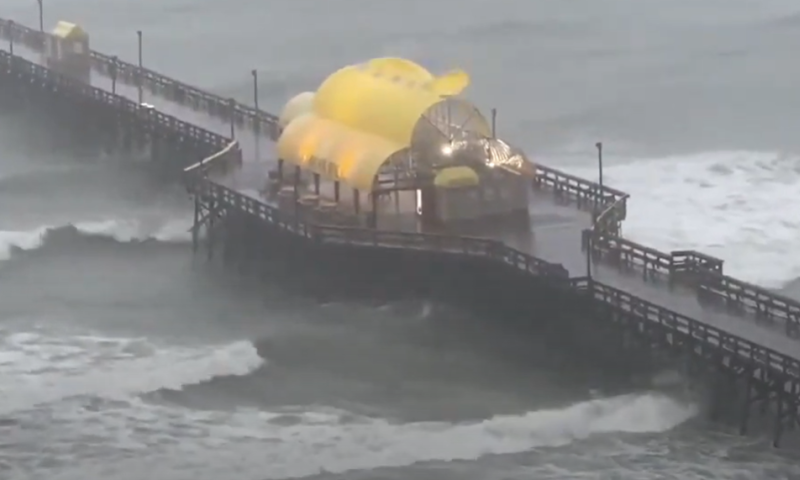 ארה"ב: סופת הוריקן הותירה עשרות אלפים ללא חשמל