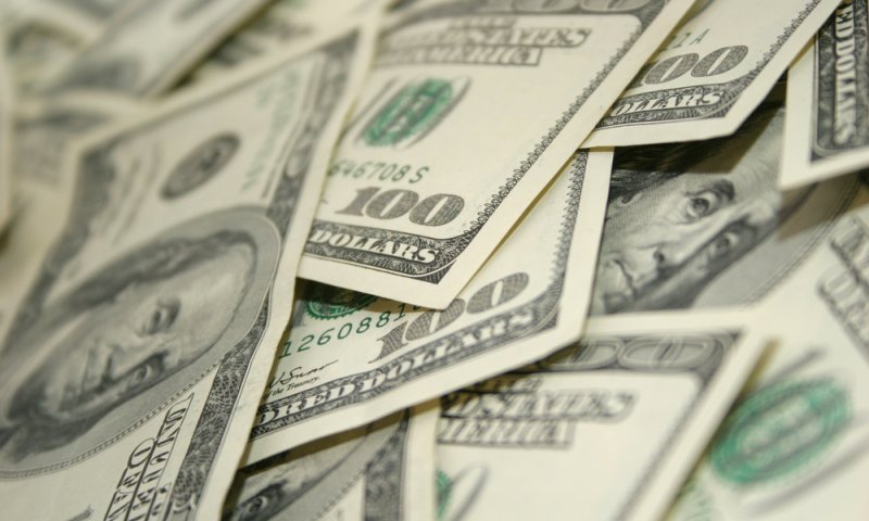 בגלל טעות מוזרה: צעירה הפכה למיליונרית ברגע